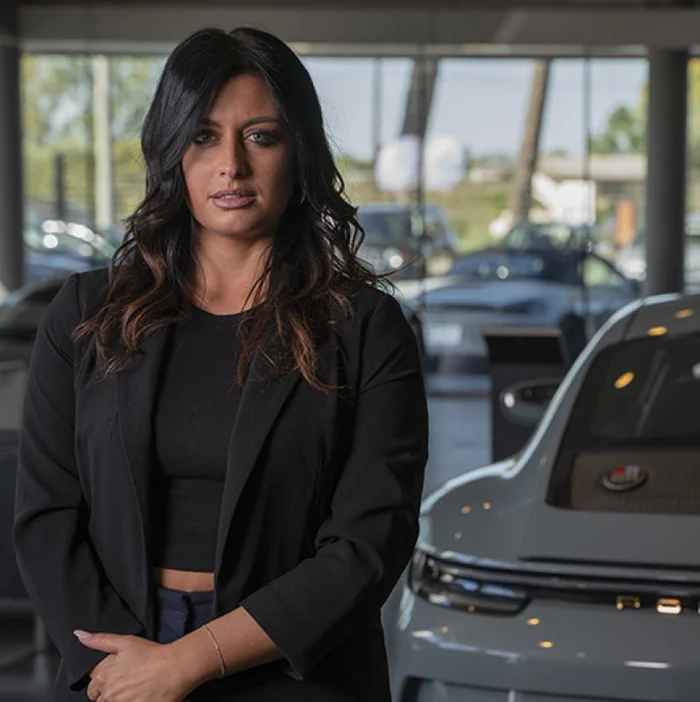 Host & Responsabile Porsche Lifestyle